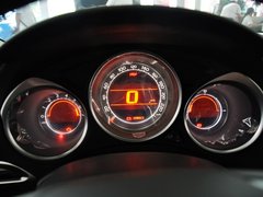 雪铁龙C4L 2013款 1.8L 手动 劲智版