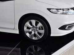 杰德 2013款 1.8L 自动 舒适型 5座