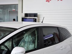 杰德 2013款 1.8L 自动 舒适型 5座