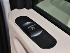 唯雅诺 2013款 3.0L 自动 舒适版 7座