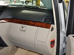 唯雅诺 2013款 3.0L 自动 舒适版 7座