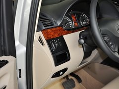 唯雅诺 2013款 3.0L 自动 舒适版 7座