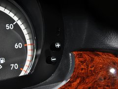 唯雅诺 2013款 3.0L 自动 舒适版 7座