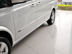唯雅诺 2013款 3.0L 自动 舒适版 7座