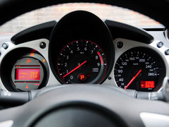 日产370Z 2013款 370Z 3.7L 自动 Coupe