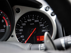 日产370Z 2013款 370Z 3.7L 自动 Coupe