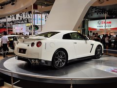 日产(进口)  3.8T DCT