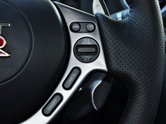 日产GT-R 2014款 3.8T DCT Premium Edition 棕红内饰