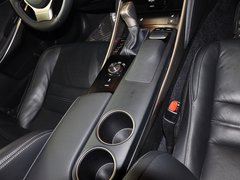 雷克萨斯IS 2013款 2.5L 自动 尊贵版