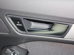 奥迪Q5 2013款 40 TFSI quattro 进取型 5座