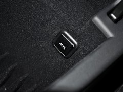 奥迪Q5 2013款 40 TFSI quattro 技术型 5座