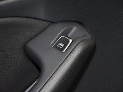 奥迪Q5 2013款 40 TFSI quattro 技术型 5座