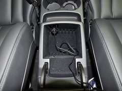 奥迪Q5 2013款 40 TFSI quattro 技术型 5座