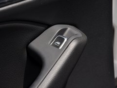 奥迪Q5 2013款 40 TFSI quattro 舒适型 5座