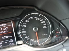 奥迪Q5 2013款 40 TFSI quattro 舒适型 5座