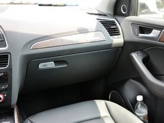 奥迪Q5 2013款 40 TFSI quattro 舒适型 5座