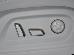 奥迪Q5 2013款 40 TFSI quattro 舒适型 5座