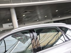 奥迪Q5 2013款 40 TFSI quattro 舒适型 5座