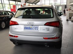 奥迪Q5 2013款 40 TFSI quattro 舒适型 5座