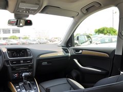 奥迪Q5 2013款 40 TFSI quattro 豪华型 5座