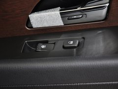 雷斯特W 2014款 2.0T 自动 四驱豪华导航版 5座