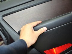 雷斯特W 2014款 2.0T 自动 四驱豪华导航版 5座
