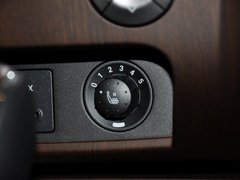雷斯特W 2014款 2.0T 自动 四驱豪华导航版 5座