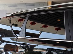 雷斯特W 2014款 2.0T 自动 四驱豪华导航版 5座