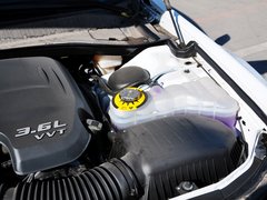 300C 2013款 3.6L 自动 S锋尚版
