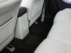 納5 2013款 1.8T 自動 旗艦型