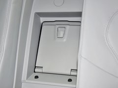 红旗H7 2013款 2.0T 自动 豪华型