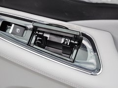 红旗H7 2013款 2.0T 自动 豪华型