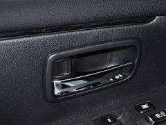 標(biāo)致4008(海外) 2013款 2.0L CVT 兩驅(qū)時尚型5座