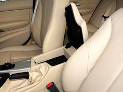 宝马3系 2013款 320i 2.0T 自动 时尚型