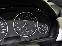 宝马3系 2013款 320i 2.0T 自动 时尚型