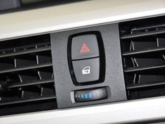 宝马3系 2013款 320i 2.0T 自动 时尚型