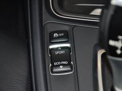 宝马3系 2013款 320i 2.0T 自动 时尚型