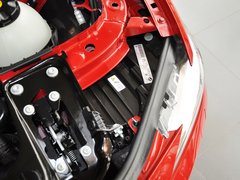 宝马3系 2013款 320i 2.0T 自动 时尚型