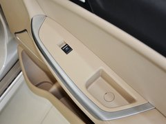 荣威550 2013款 550S 1.8L 手动 启逸版
