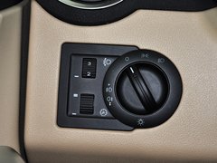 荣威550 2013款 550S 1.8L 手动 启逸版