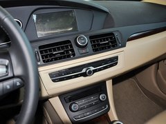 荣威550 2013款 550S 1.8L 手动 启逸版