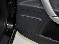 奔腾X80 2013款 2.0L 自动 豪华型