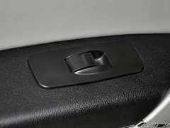 奔腾X80 2013款 2.0L 自动 豪华型