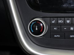 奔腾X80 2013款 2.0L 自动 豪华型