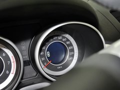 奔腾X80 2013款 2.0L 自动 豪华型