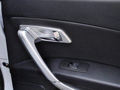 奔腾X80 2013款 2.0L 自动 豪华型