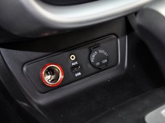 奔腾X80 2013款 2.0L 自动 豪华型