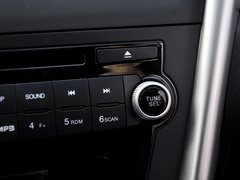 奔腾X80 2013款 2.0L 自动 豪华型