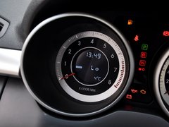 奔腾X80 2013款 2.0L 自动 豪华型