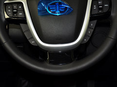 奔腾X80 2013款 2.0L 自动 豪华型